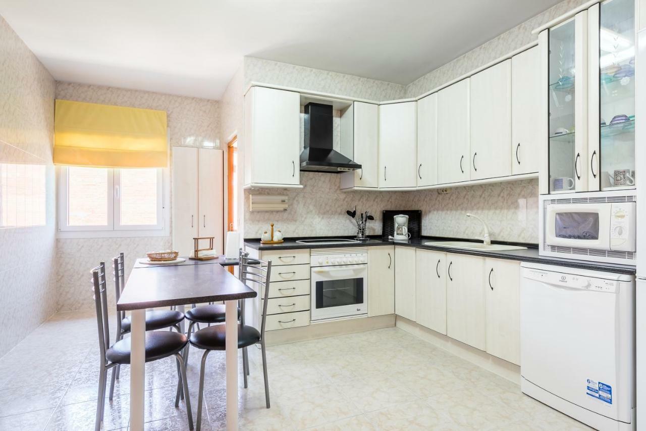 Apartamentos Turisticos Turistoledo Bilik gambar