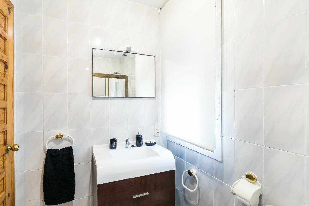 Apartamentos Turisticos Turistoledo Bilik gambar
