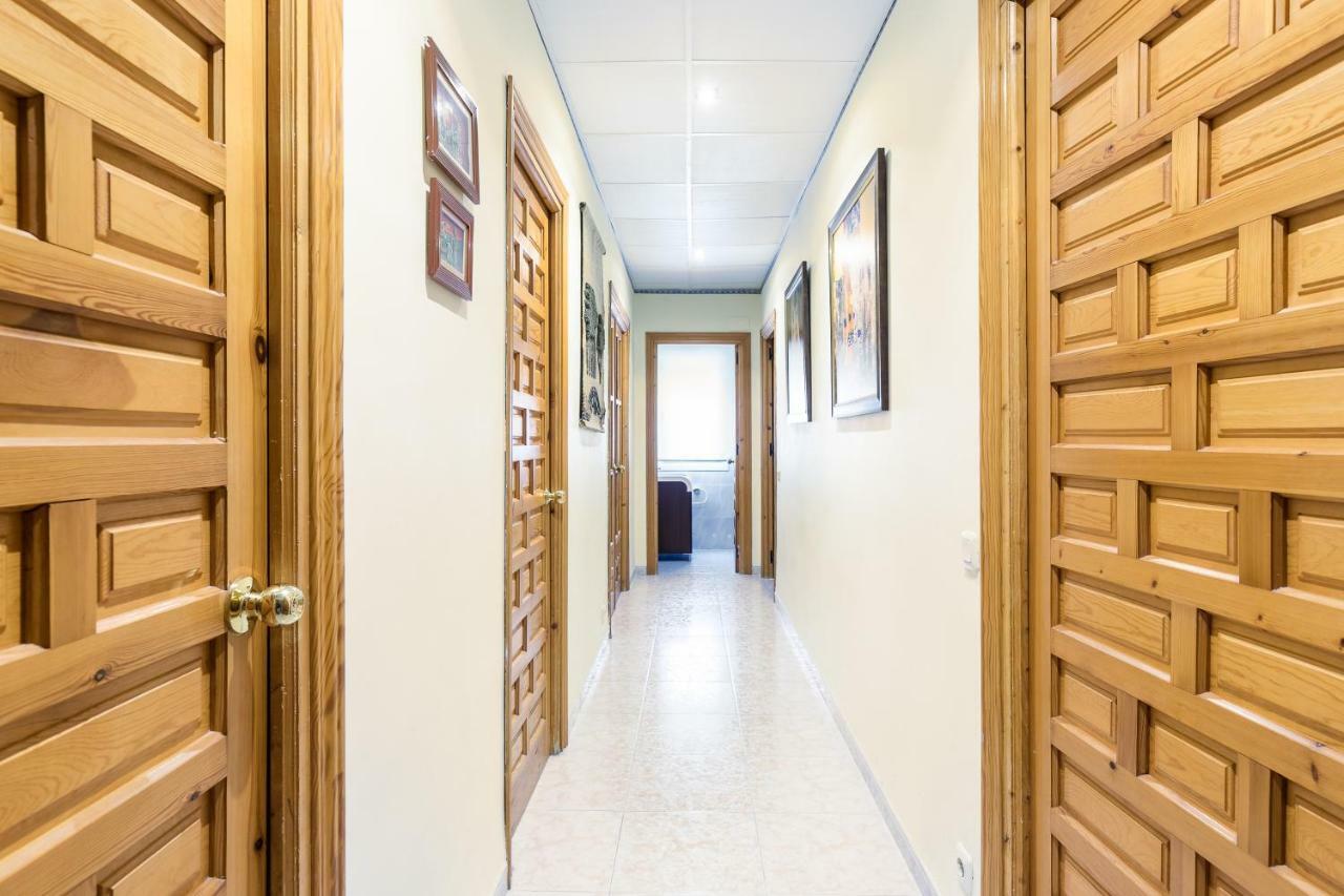 Apartamentos Turisticos Turistoledo Bilik gambar